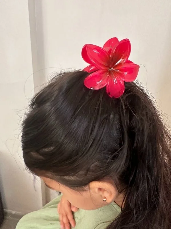 KIRMIZI LOTUS