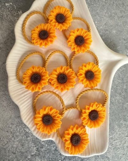 3 LÜ LAYÇİÇEGİ LASTİK TOKA